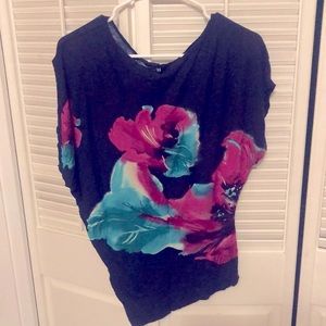 Unique Top Size M